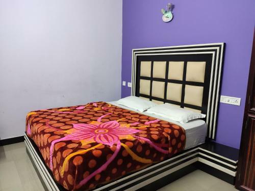 Gokulam Holiday Home