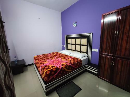 Gokulam Holiday Home