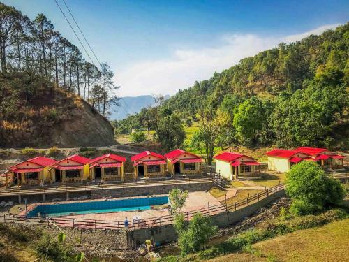 Hotel Jungle Pool Khurpatal