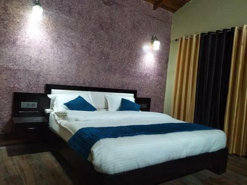 Hotel Jungle Pool Khurpatal