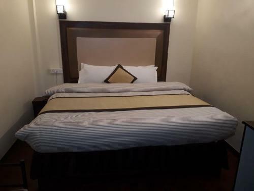 The Kings National Hotel