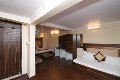 The Kings National Hotel