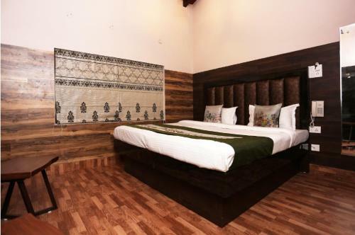 Hotel Ekam Lodge