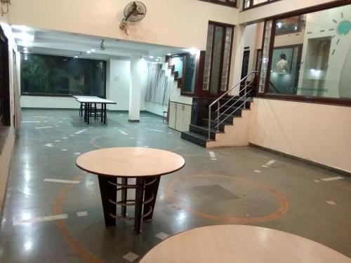 Hotel Jk Rooms 122 Shaheen-nr. Mahindra Co.-midc
