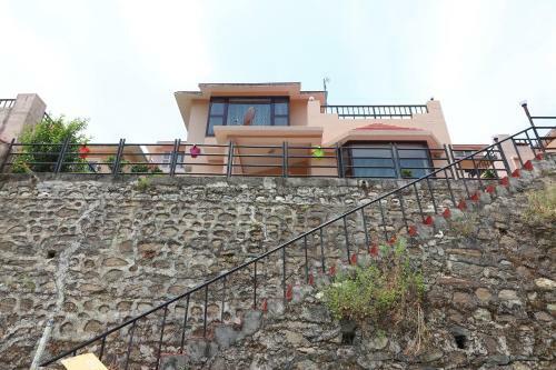 Apartamentos Spacious 2bhk Homestay In Sattal