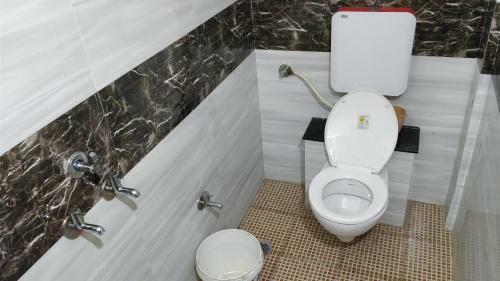 Bed & Breakfast Kk Service Apartments