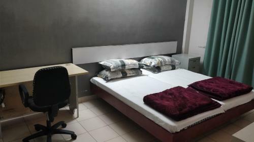 Bed & Breakfast Kk Service Apartments