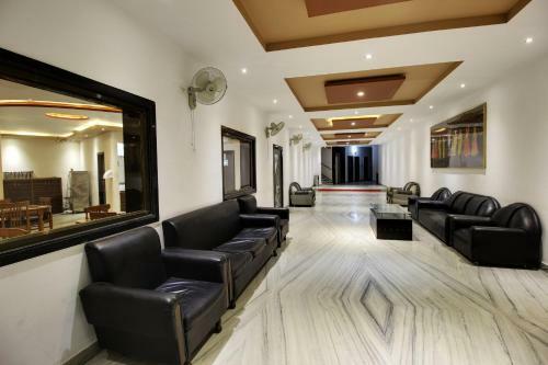 Times Raj Mahal Hotel