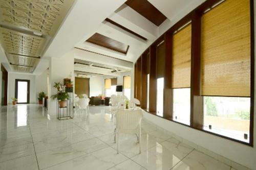 Hotel Crimson Park Shripriya-nathdwara