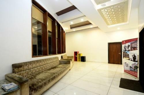 Hotel Crimson Park Shripriya-nathdwara