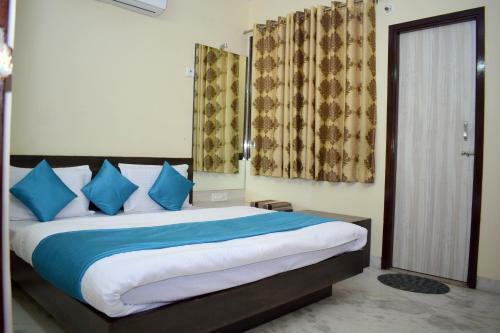 Hotel Shivansh Inn By Sky Stays