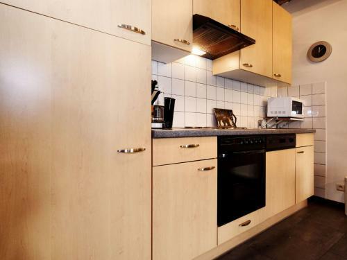 Hof Van Aken VI