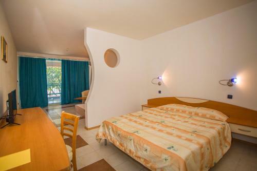 Royal Bay Hotel - All Inclusive & Aqua Park
