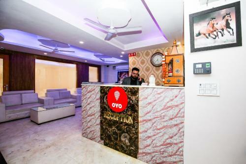 Oyo 10558 Hotel Qlark