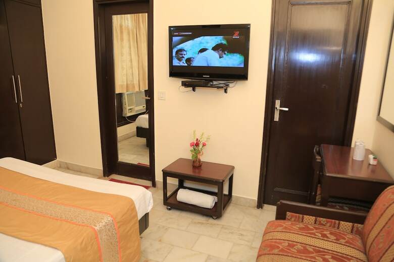 Hotel Sundeep Inn
