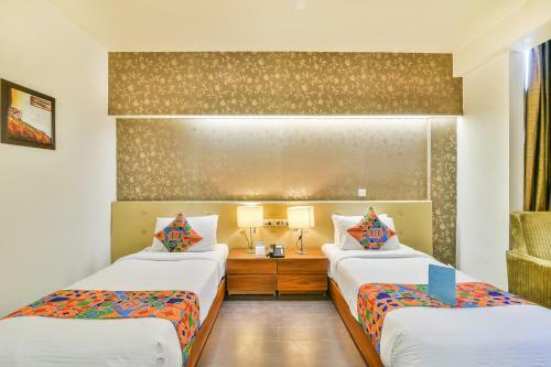 Fabhotel Prime Sage