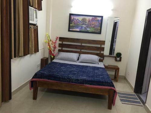 The Raveesh Service Apartment
