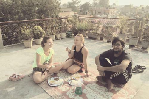 Hiatus' Doors (homestay)