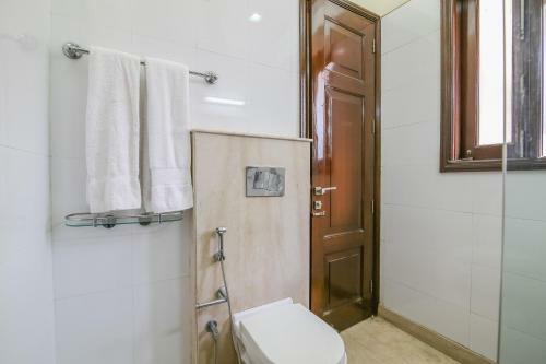 Apartamento Hostie Sarvada-convenient Living In South Delhi