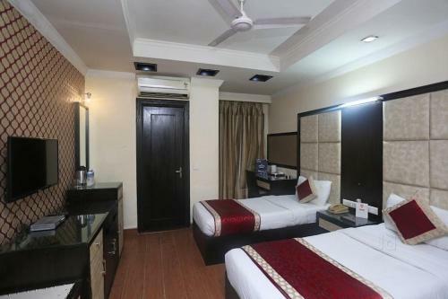 Posada The Oakland Plaza, Lotus Temple