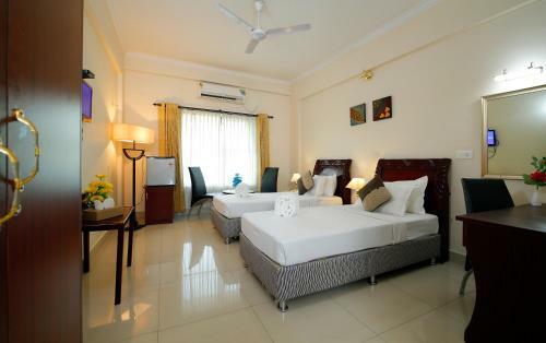 Rose International Hotel