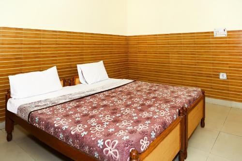 Spot On 41331 Hotel Yuvraj