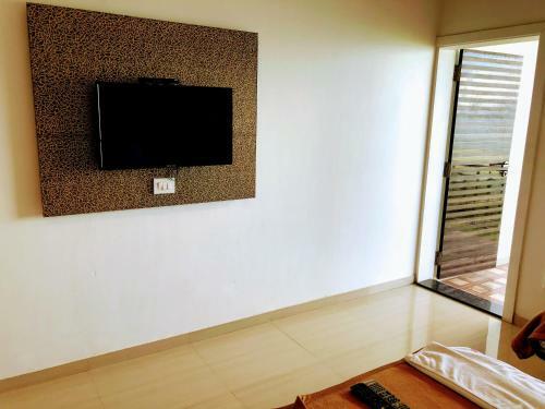 Hotel Rainforest Restaurant & Villas