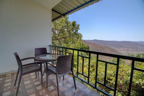 Hotel Rainforest Restaurant & Villas