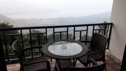 Hotel Rainforest Restaurant & Villas