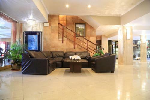Ravine Hotel