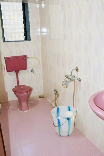 Hostal Estonia Luxor