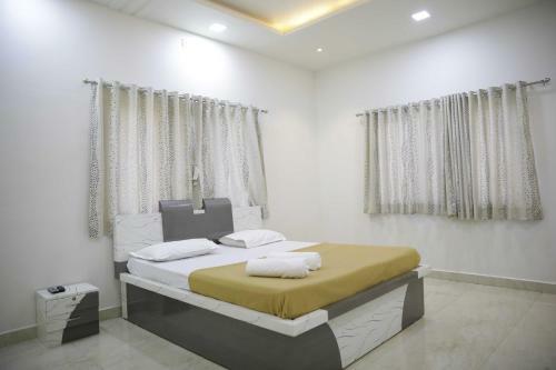 Eko Stay- White Panorama Villa