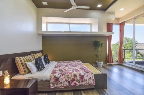Eko Stay (gold)- Zen Villa