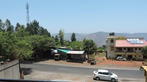 Hotel Blossom, Panchgani