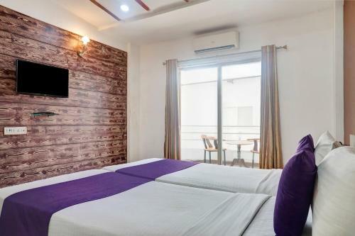 Hotel Palette - Spring Hills Resort