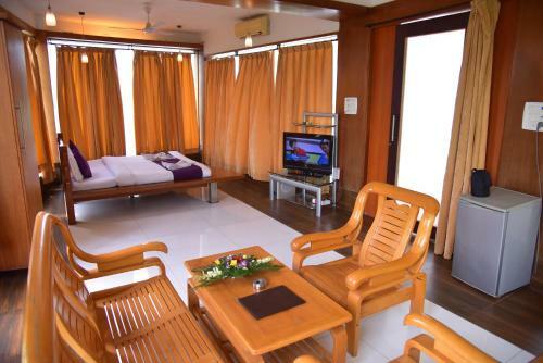 Hotel Palette - Spring Hills Resort