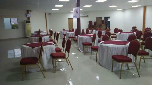 Hotel Palette - Spring Hills Resort