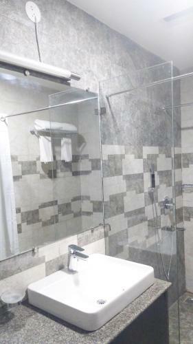Hotel Amrapali Residency