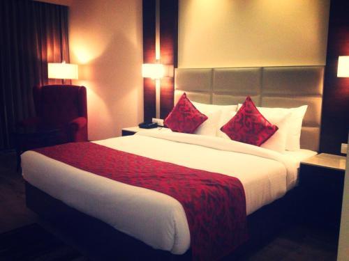 Continent Hotel Nawanshahr
