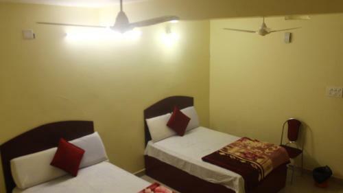 Posada Shanmuga Residency - Vagamon / Elappara