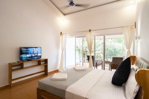 Hotel Crystal Goa Emerald Edition