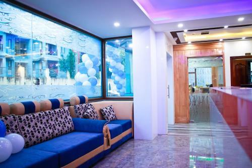 Hotel Gkm Grand