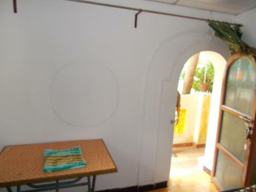 Hostal Orly Cafe And Guest House