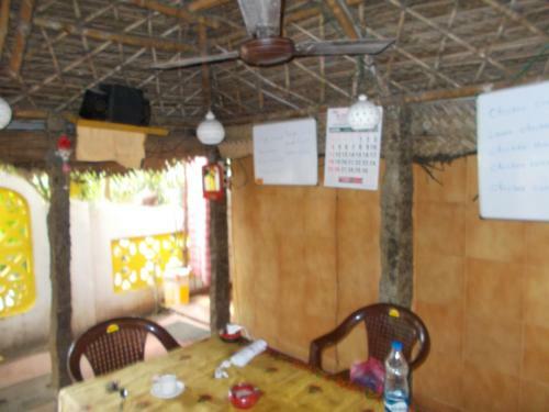 Hostal Orly Cafe And Guest House