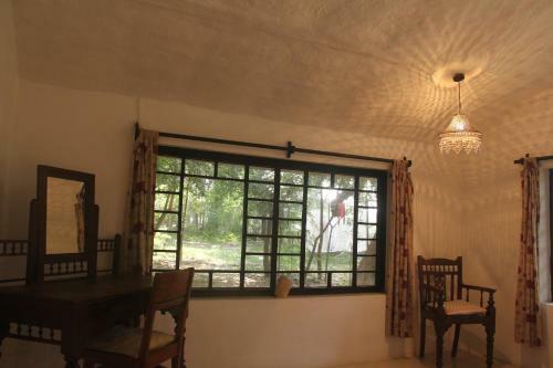 Hostal Isai Ambalam Guest House