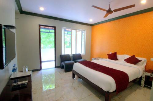 Hotel Serenity Sunrise Beach Resort