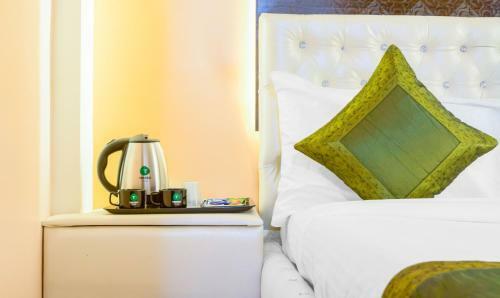 Hotel Treebo Trend Naunidh Suites