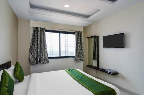 Hotel Treebo Trip Mahalaxmi Executive