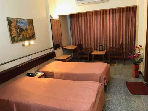 Swaroop Hotel