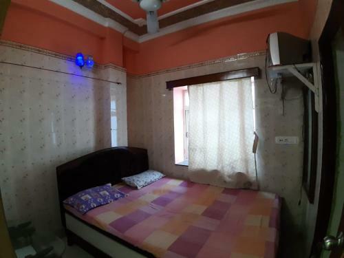 Hotel Goroomgo Sureswory Pampa Puri